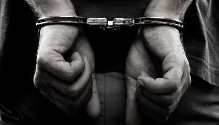 বিমানবন্দর এলাকায় ডাকাতি, কারাগারে ৩ পুলিশ সদস্য